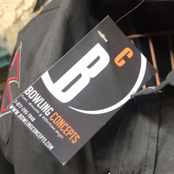 Men’s Retro Button Up Shirt - Picture 7 of 8